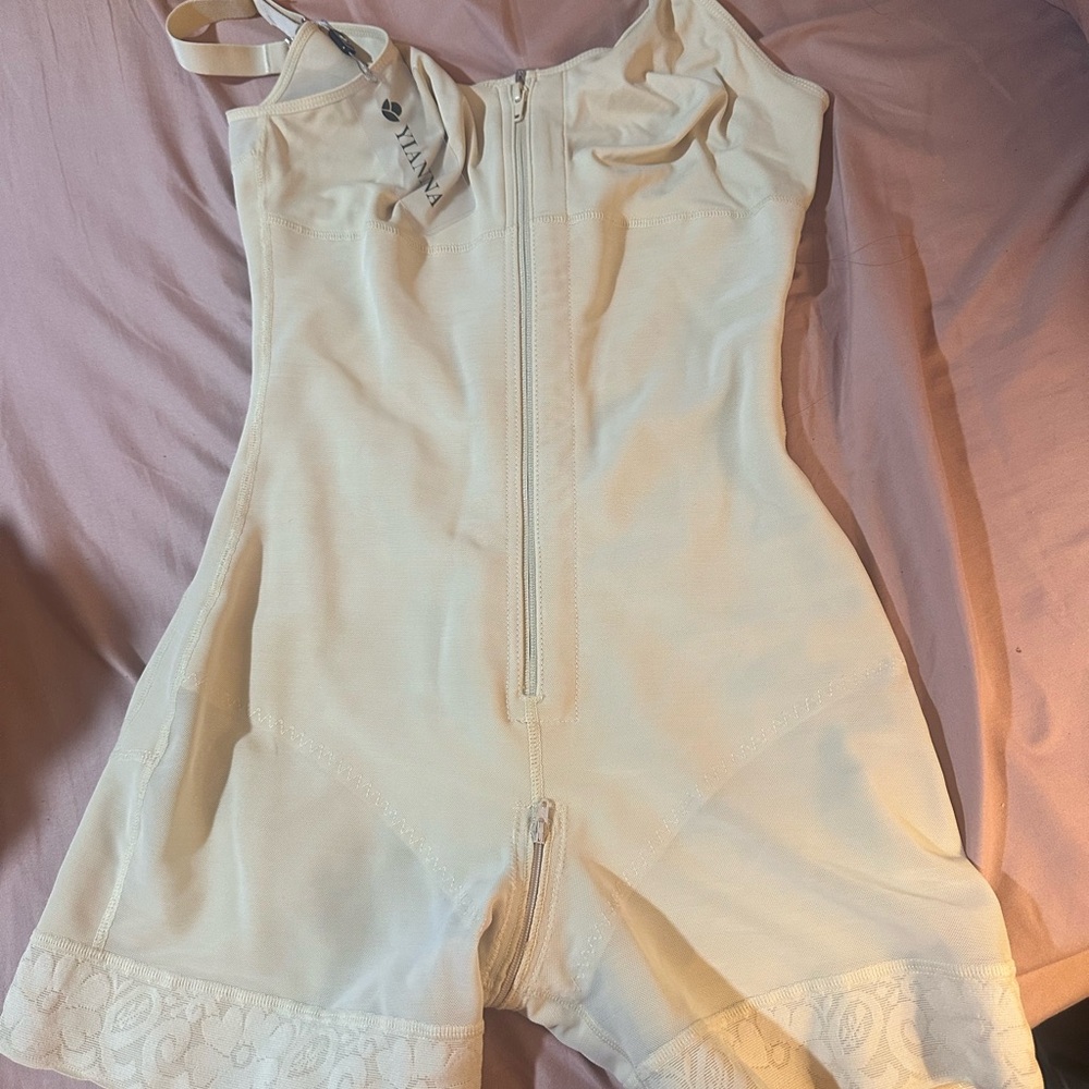 Beige Nylon Spandex Garment FAJA